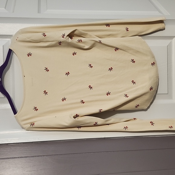 Old Navy Long Sleeve Ribbed Top Size Large - Picture 4 of 4